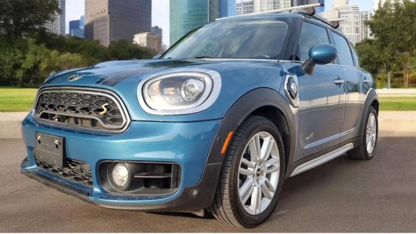 MINI COUNTRYMAN 2018 WMZYU7C43J3E56463 image