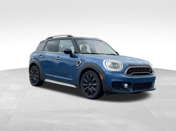 MINI COUNTRYMAN 2018 WMZYT5C38J3D82214 image