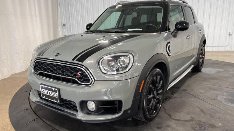 MINI COUNTRYMAN 2018 WMZYT5C34J3D81982 image