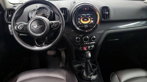 MINI COUNTRYMAN 2017 WMZYS7C33H3E07139 image