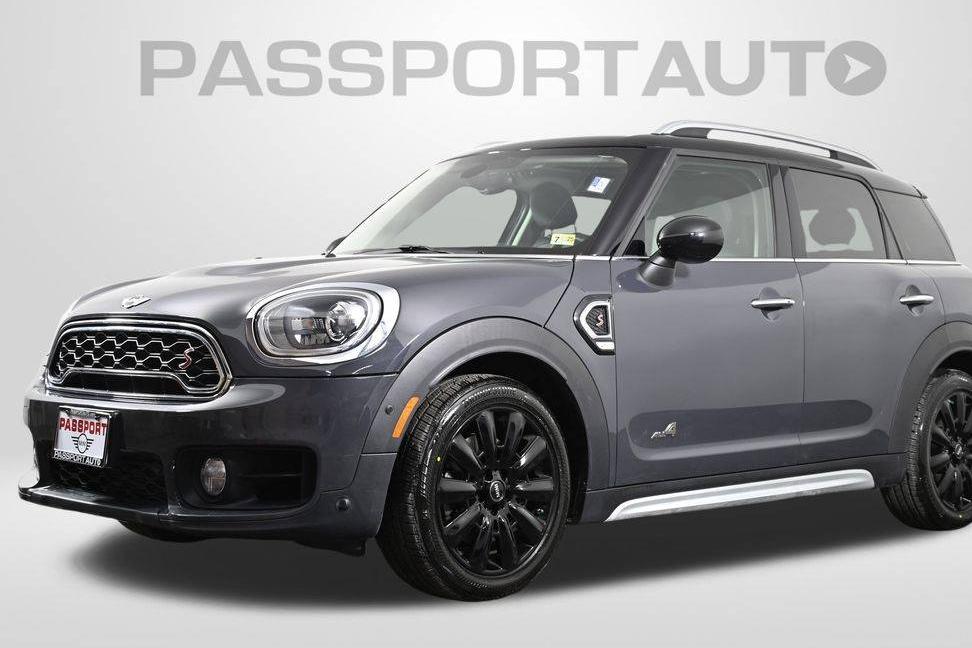 MINI COUNTRYMAN 2017 WMZYT5C33H3D80705 image