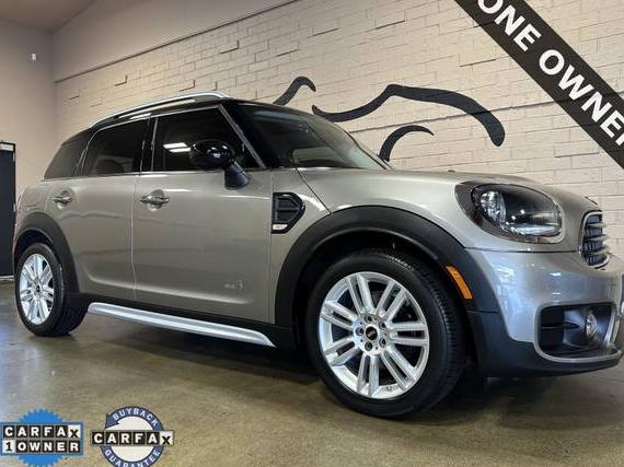 MINI COUNTRYMAN 2017 WMZYV5C3XH3E02483 image