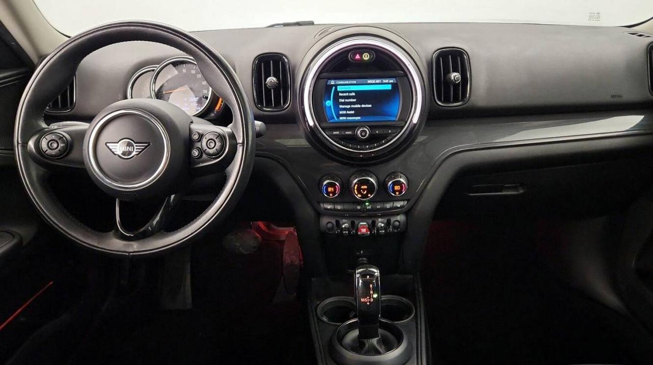 MINI COUNTRYMAN 2020 WMZYW5C03L3L06901 image