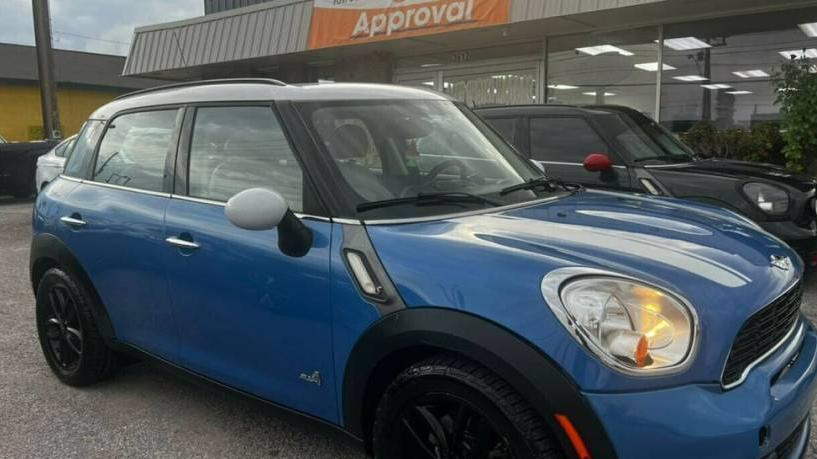 MINI COUNTRYMAN 2011 WMWZC5C59BWL54745 image