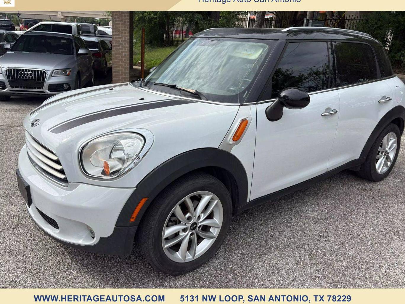 MINI COUNTRYMAN 2013 WMWZB3C52DWM09949 image