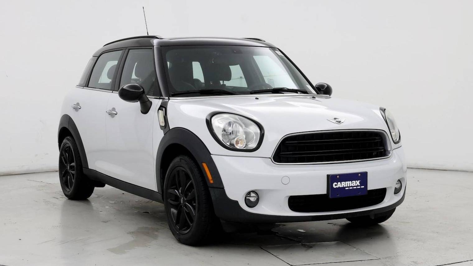 MINI COUNTRYMAN 2015 WMWZB3C52FWR43133 image