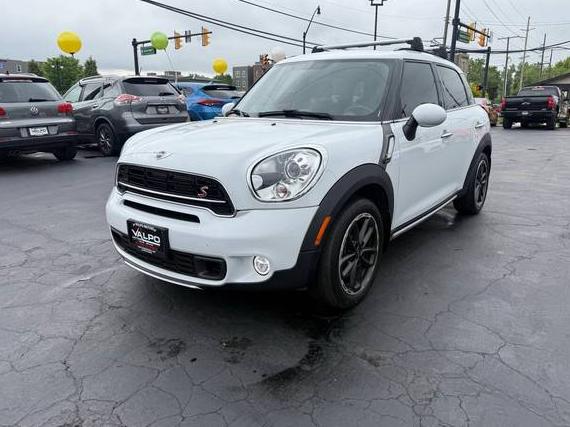 MINI COUNTRYMAN 2015 WMWZC5C50FWM19391 image