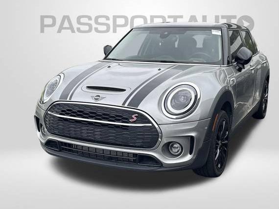 MINI CLUBMAN 2023 WMWLV7C04P2T75386 image