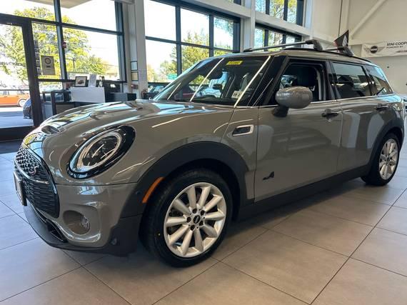 MINI CLUBMAN 2023 WMWXJ1C0XP2T15316 image