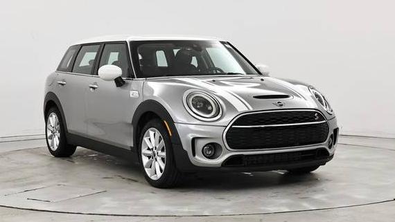 MINI CLUBMAN 2023 WMWLV7C09P2T87923 image