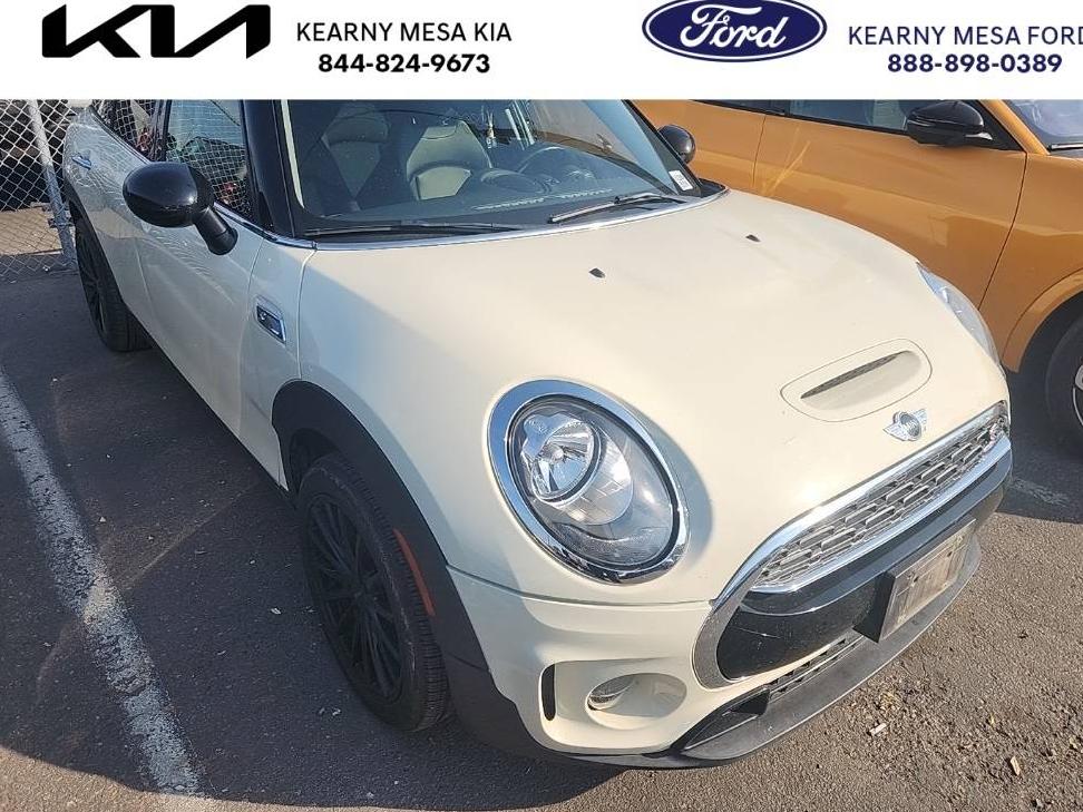 MINI CLUBMAN 2016 WMWLN9C54G2E48072 image