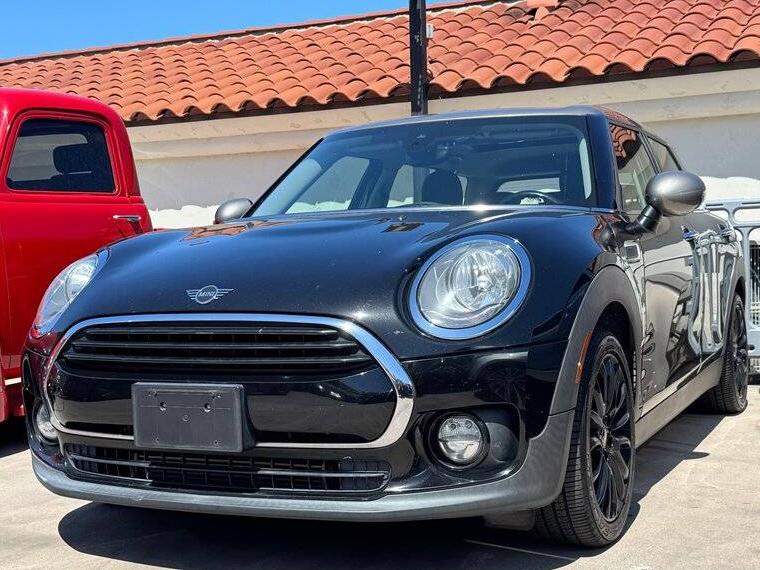 MINI CLUBMAN 2019 WMWLN5C57K2E34653 image