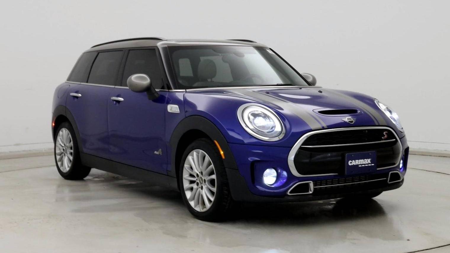 MINI CLUBMAN 2019 WMWLU5C59K2G04708 image