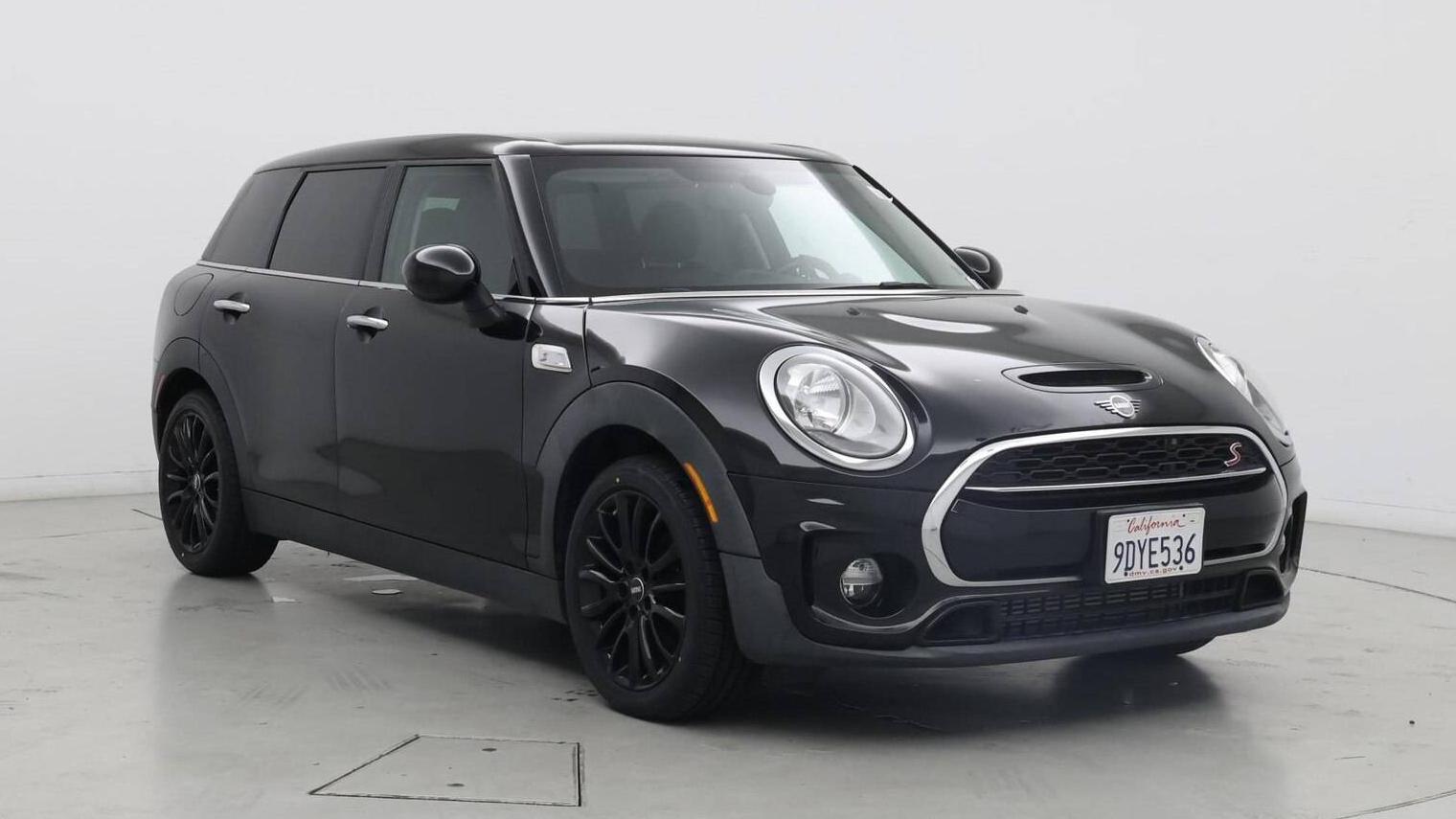 MINI CLUBMAN 2019 WMWLN9C55K2E51877 image