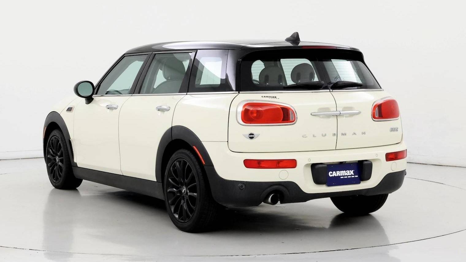 MINI CLUBMAN 2017 WMWLN5C58H2E32578 image