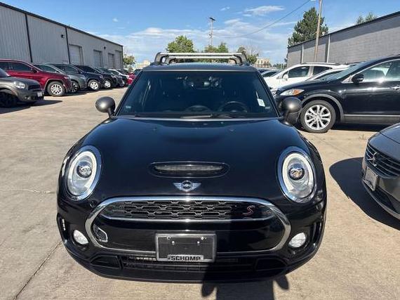 MINI CLUBMAN 2017 WMWLU5C31H2E83874 image