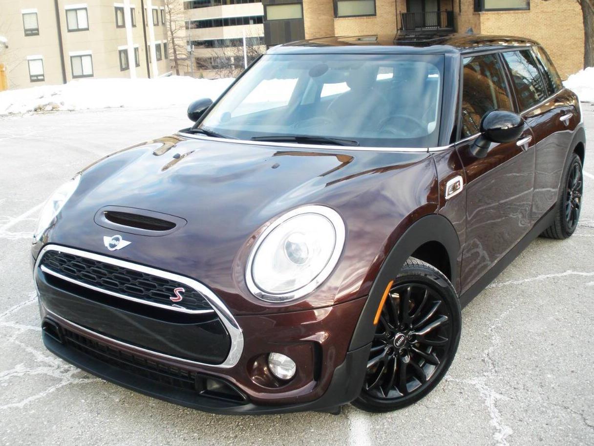 MINI CLUBMAN 2017 WMWLN9C56H2E48706 image