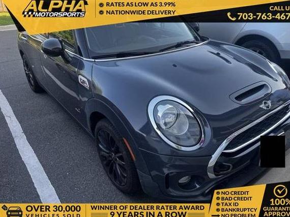 MINI CLUBMAN 2017 WMWLU5C39H2E83881 image