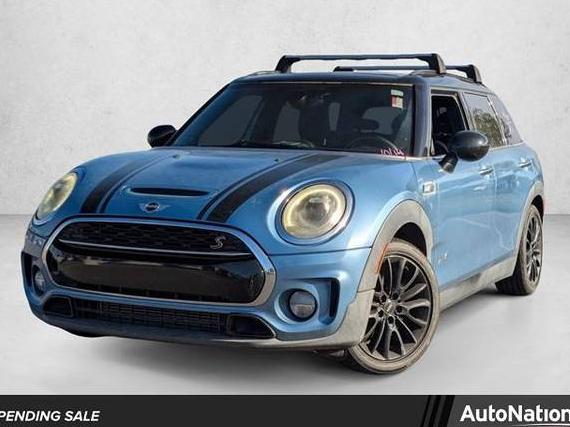 MINI CLUBMAN 2017 WMWLU5C56H2E81300 image