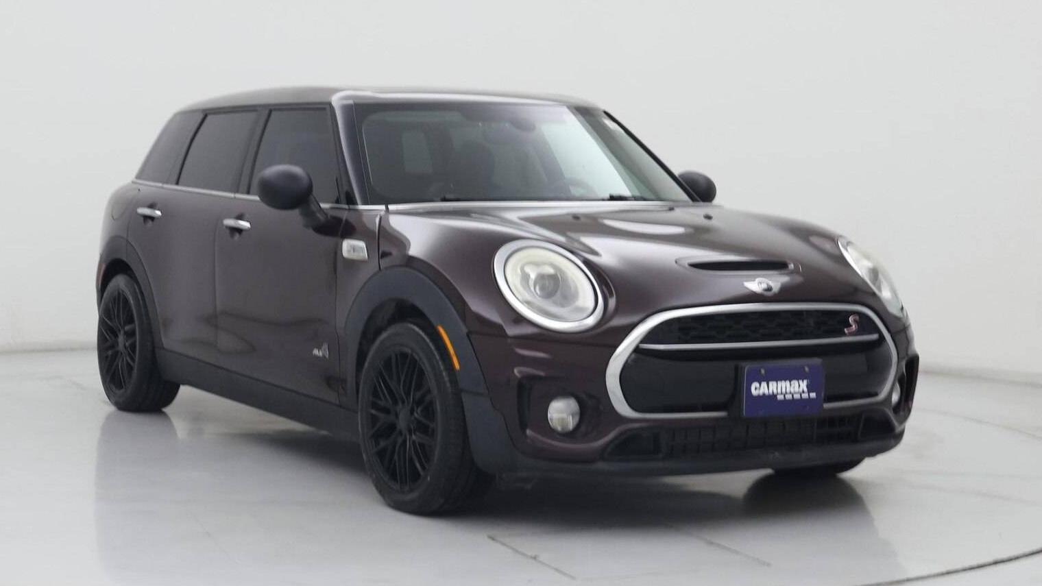 MINI CLUBMAN 2017 WMWLU5C57H2E81046 image