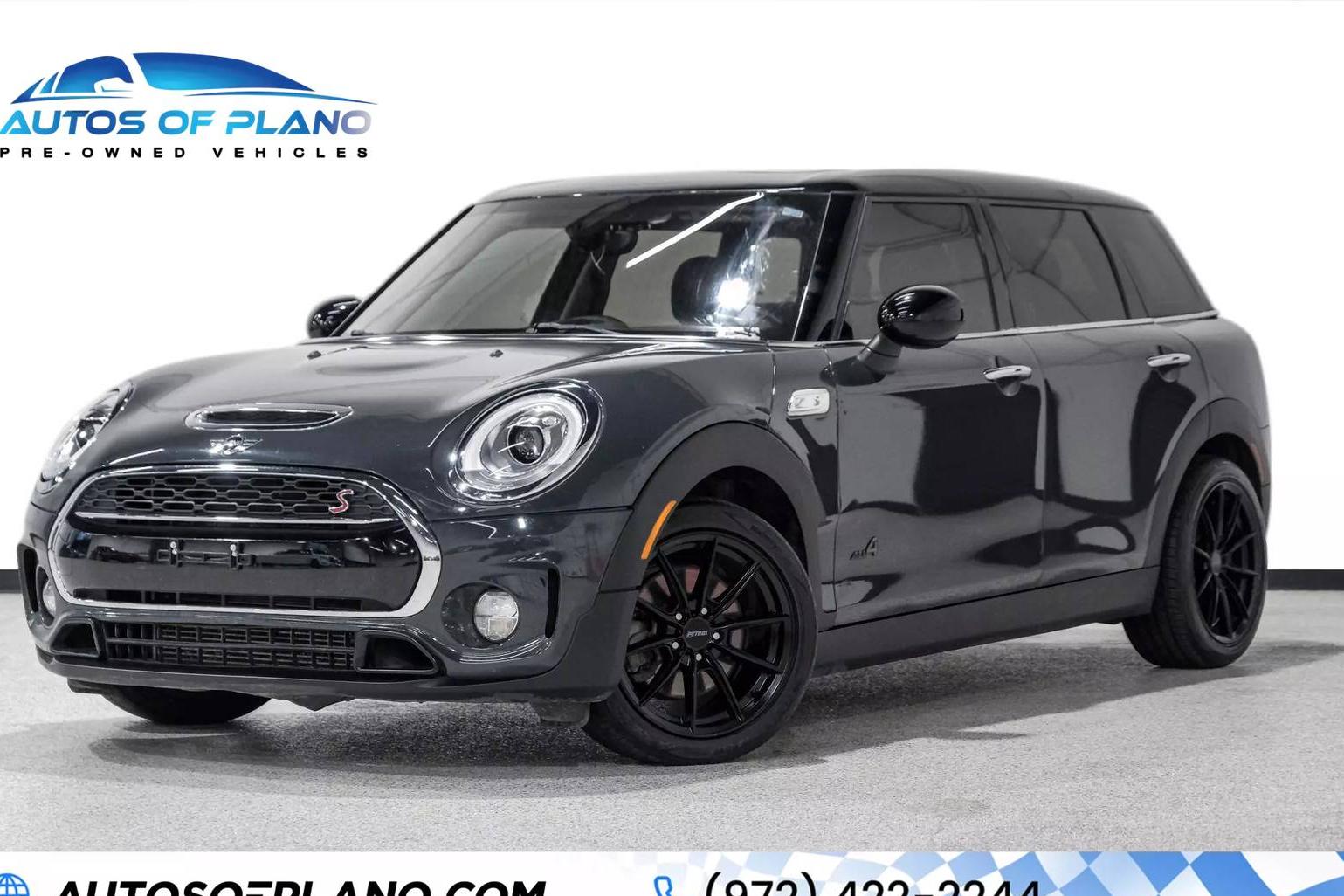 MINI CLUBMAN 2017 WMWLU5C57H2E82701 image