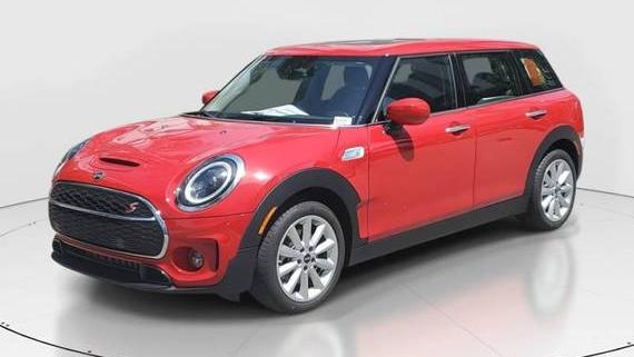 MINI CLUBMAN 2024 WMWLV7C0XR2V90449 image