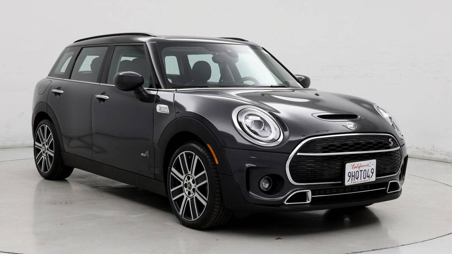 MINI CLUBMAN 2020 WMWXJ1C09L2N02766 image