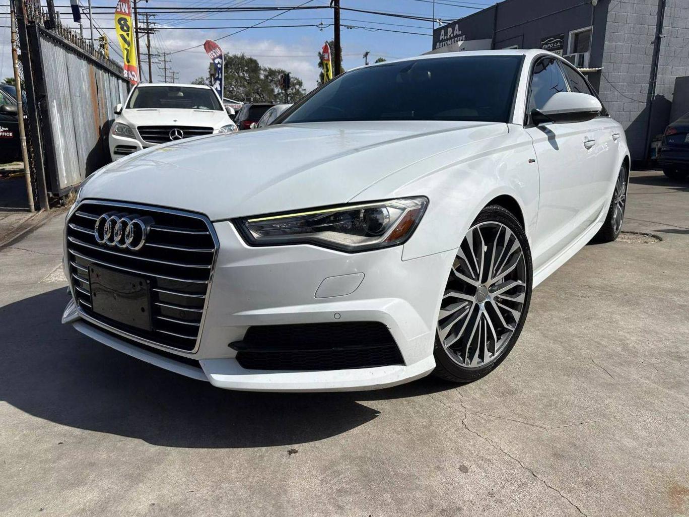 AUDI A6 2017 WAUD8AFC3HN101045 image