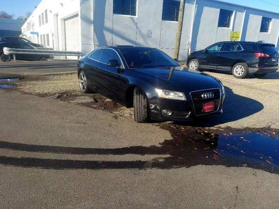 AUDI A5 2009 WAUDK78T79A023816 image