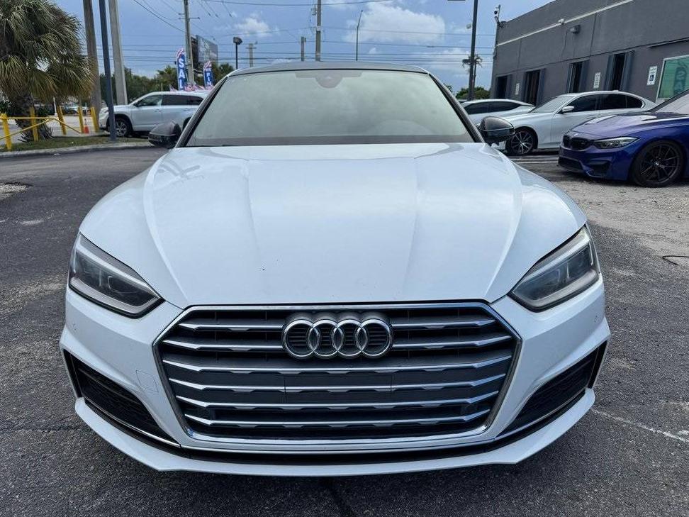 AUDI A5 2019 WAUENCF57KA028934 image