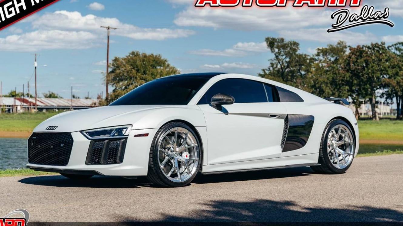 AUDI R8 2018 WUAKBAFX7J7902458 image