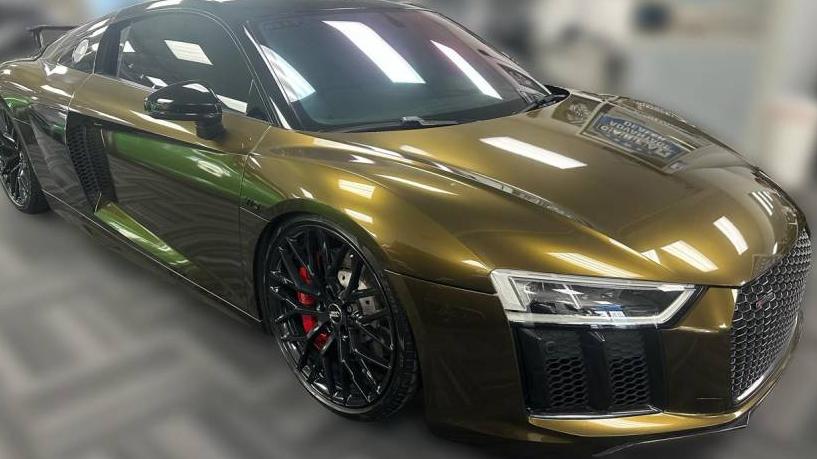 AUDI R8 2018 WUABAAFX4J7901996 image