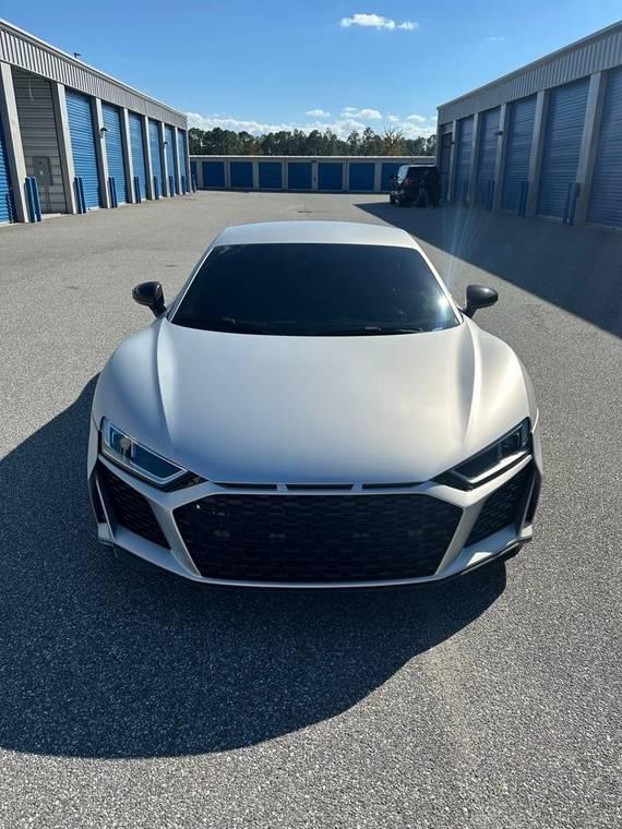 AUDI R8 2017 WUAKBAFX1H7902434 image