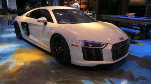 AUDI R8 2017 WUAEAAFX2H7902216 image