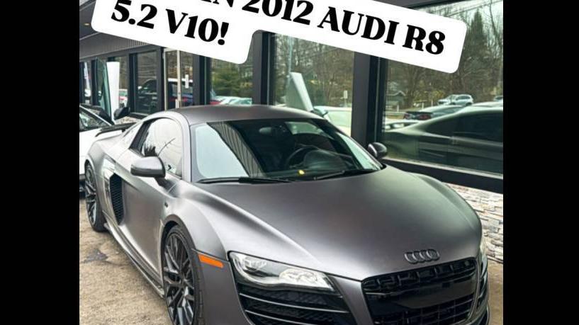 AUDI R8 2012 WUAENAFG0CN000737 image