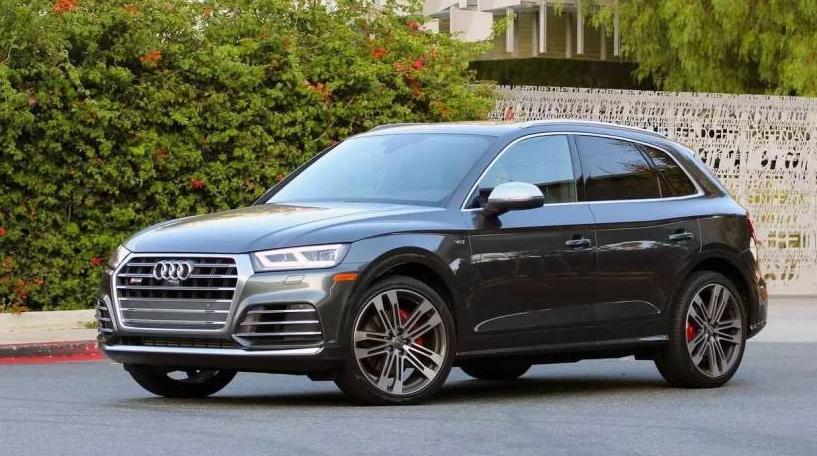 AUDI SQ5 2018 WA1C4BFY6J2098395 image