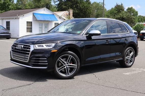 AUDI SQ5 2018 WA1A4AFY6J2112510 image