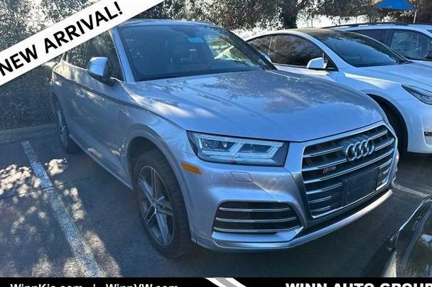 AUDI SQ5 2018 WA1A4AFY6J2024864 image