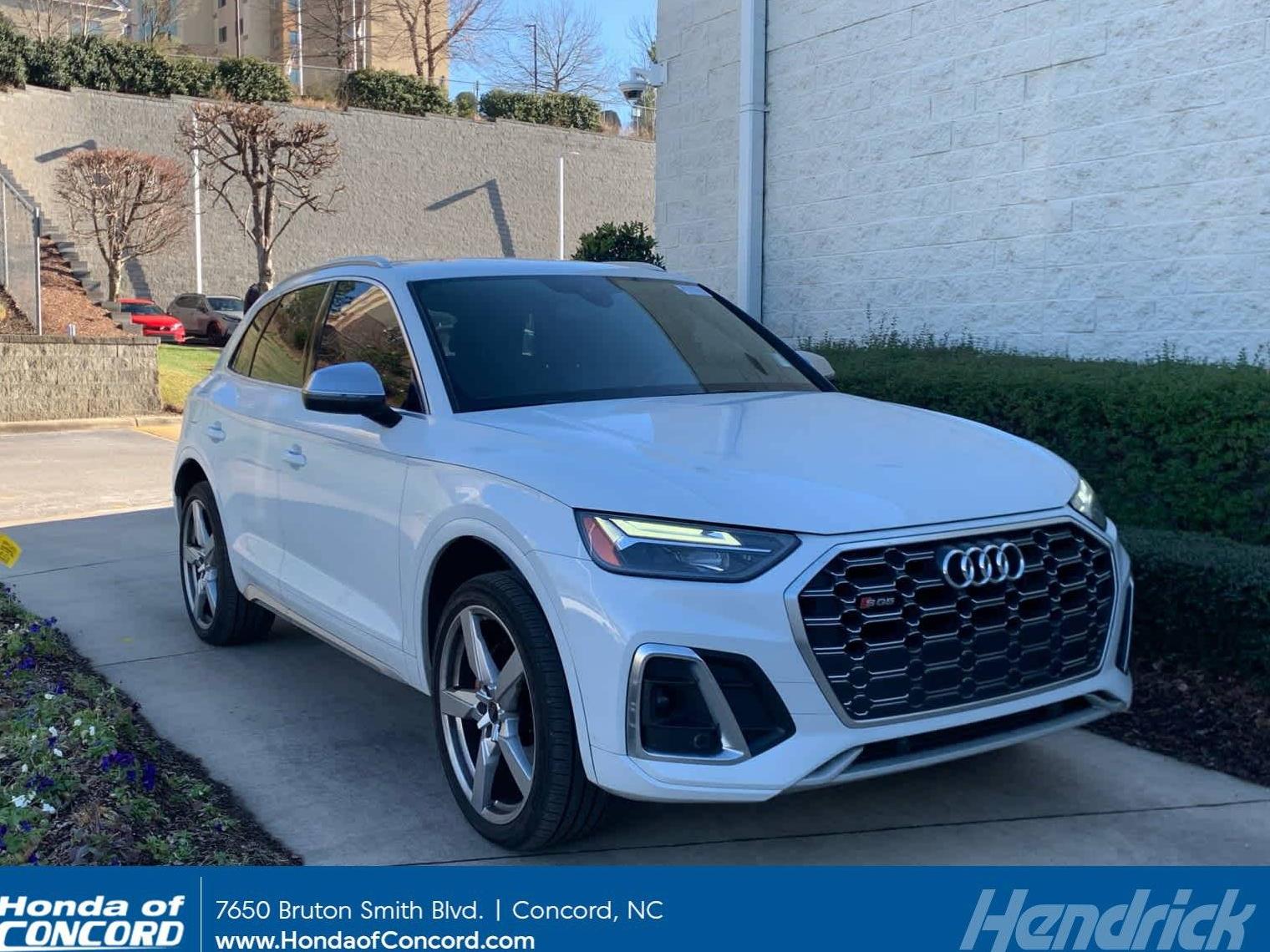 AUDI SQ5 2021 WA1A4AFYXM2043406 image