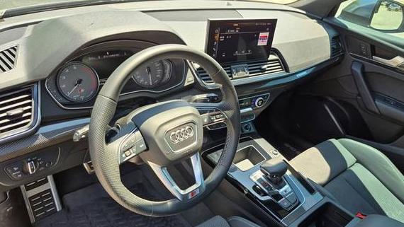 AUDI SQ5 2022 WA1A4AFY9N2109090 image