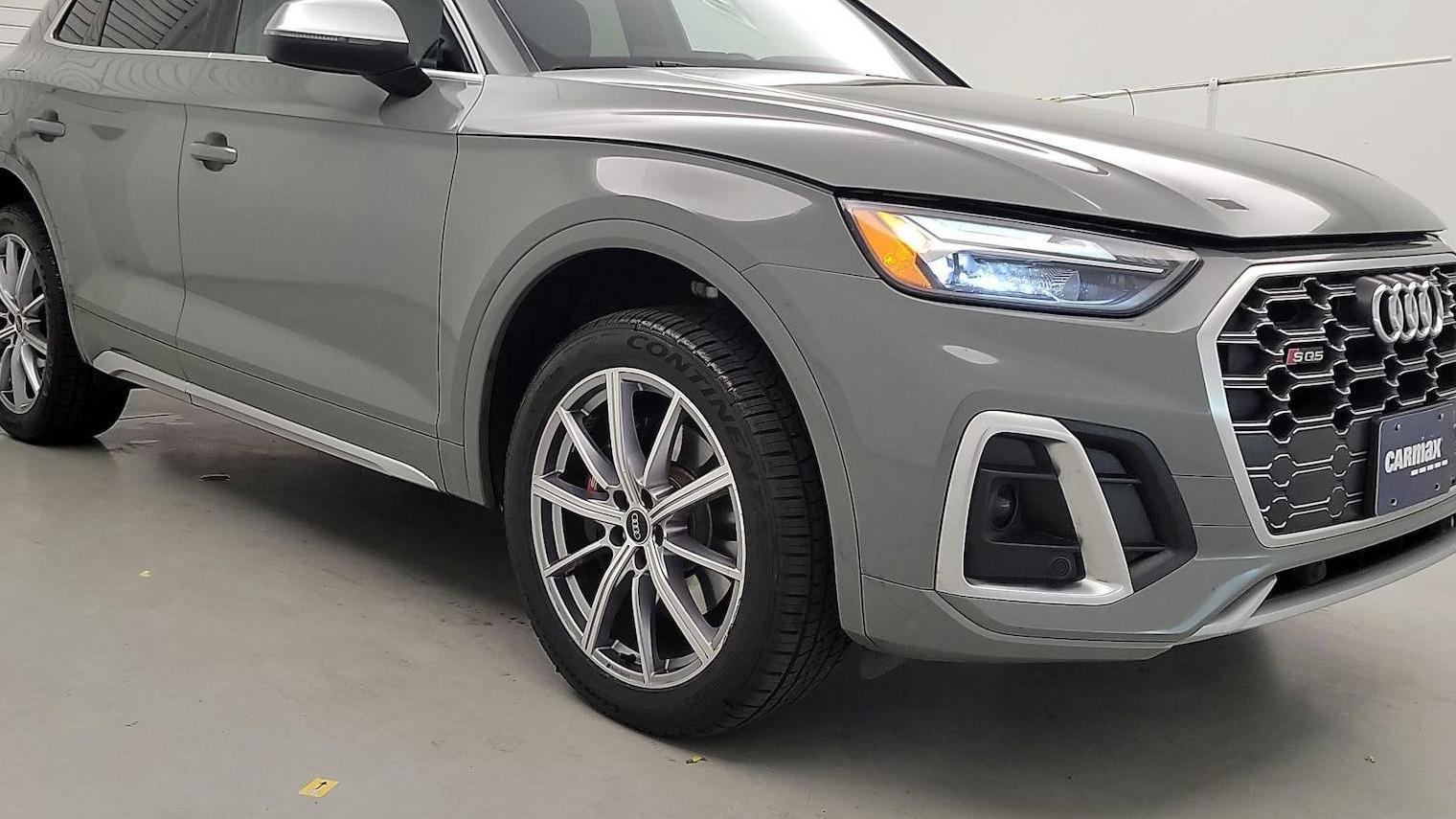 AUDI SQ5 2022 WA1A4AFY9N2037744 image