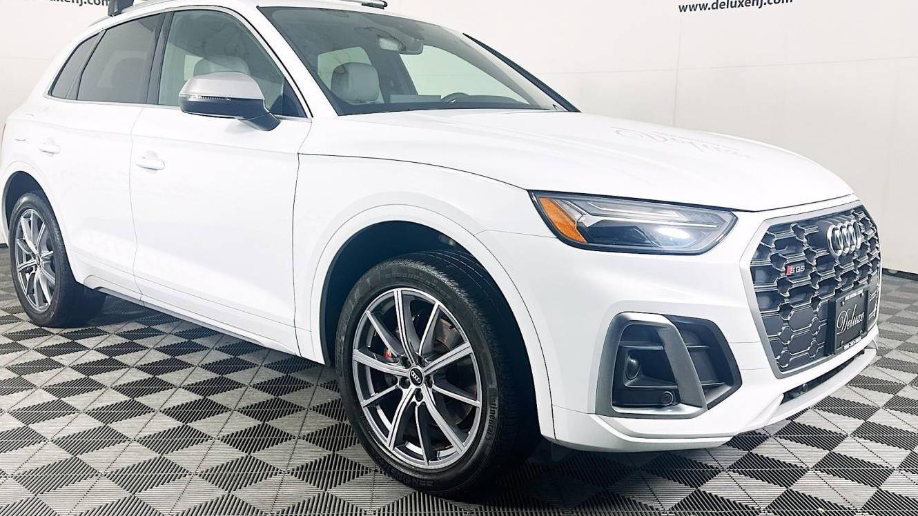 AUDI SQ5 2022 WA1A4AFY5N2038924 image