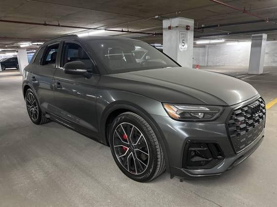 AUDI SQ5 2025 WA1B4AFY5S2011318 image