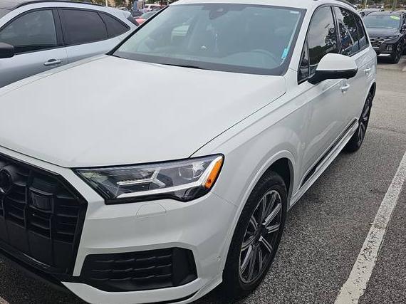 AUDI Q7 2023 WA1LCBF73PD008031 image
