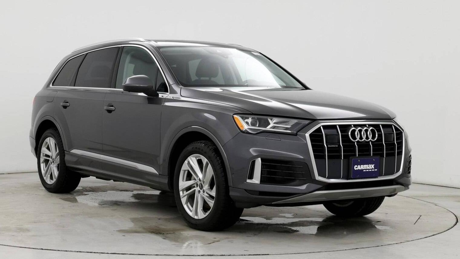 AUDI Q7 2023 WA1LXBF77PD008084 image