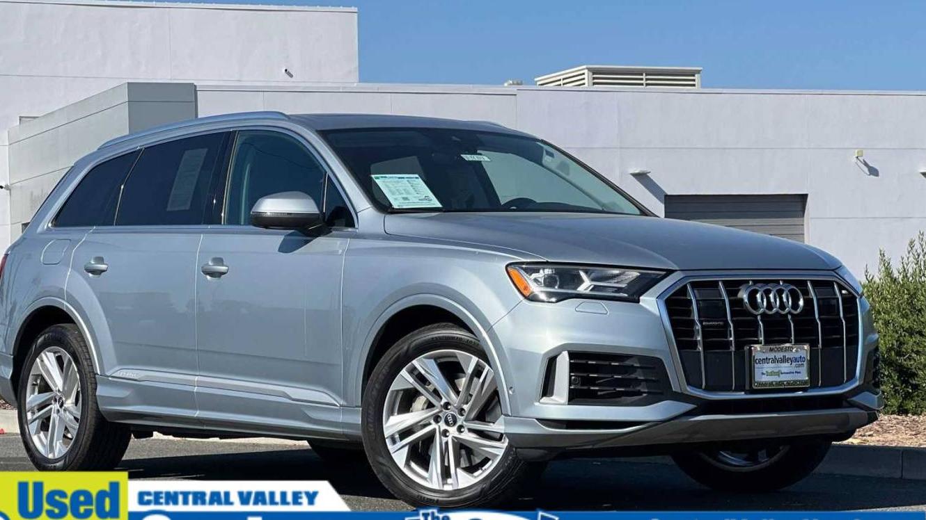 AUDI Q7 2023 WA1LXBF73PD008468 image