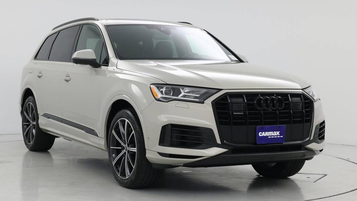 AUDI Q7 2023 WA1LXBF70PD006774 image