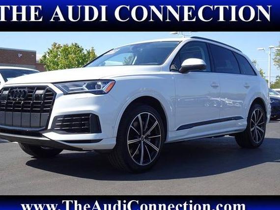 AUDI Q7 2023 WA1LXBF76PD001627 image