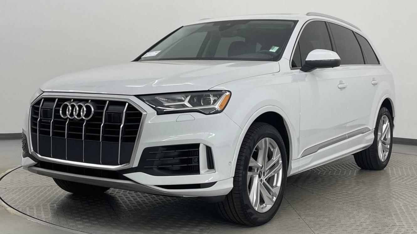 AUDI Q7 2023 WA1LXBF70PD003180 image