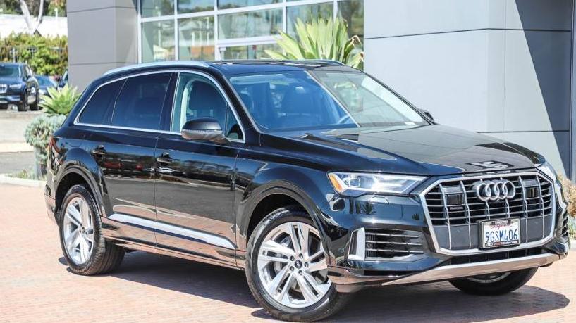 AUDI Q7 2023 WA1LXBF7XPD005938 image